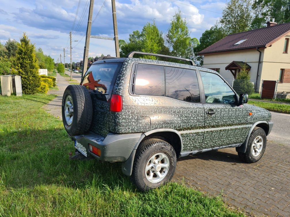 Ford maverick Terrano 2 2.4 benzyna 124km 1996 stan dobry