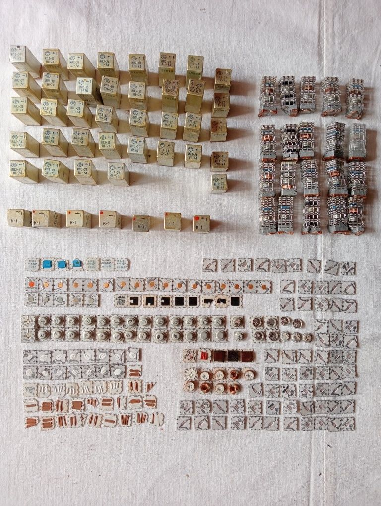 Редкие микросборки и микродетали серии К-1, ИП 18-25