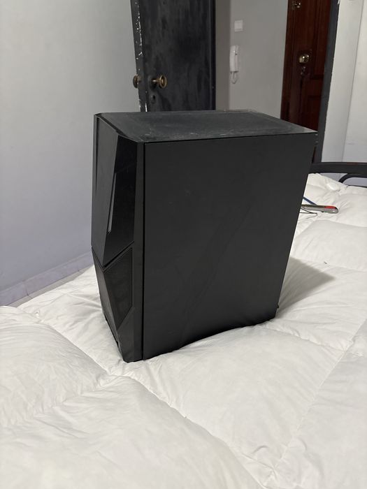 Pc (Torre) i510400f, gtx 1650 super, 16 gb ram, 500 gb