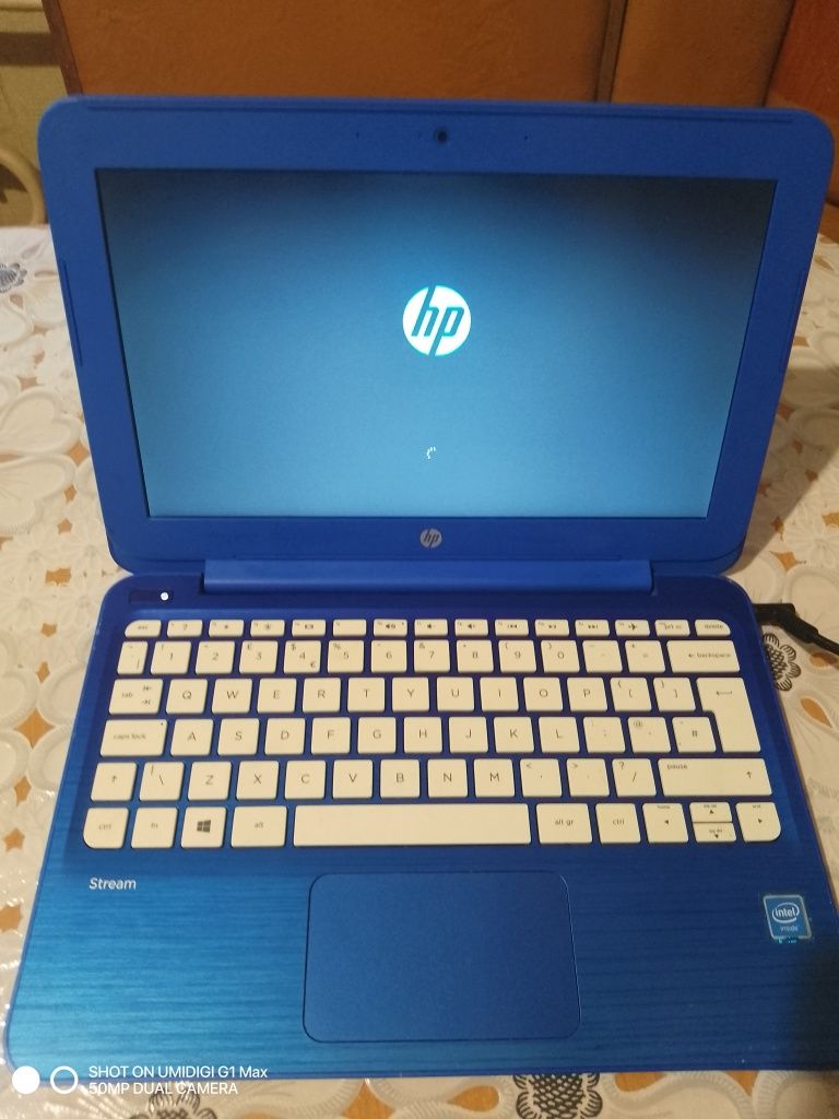 Ноутбук HP Stream mini 11-r000ur (N8J54EA) Blue