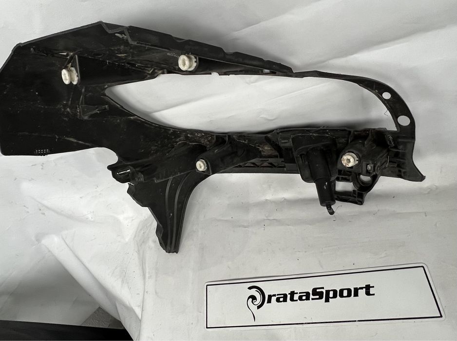 Máscara do farol esq bmw X6