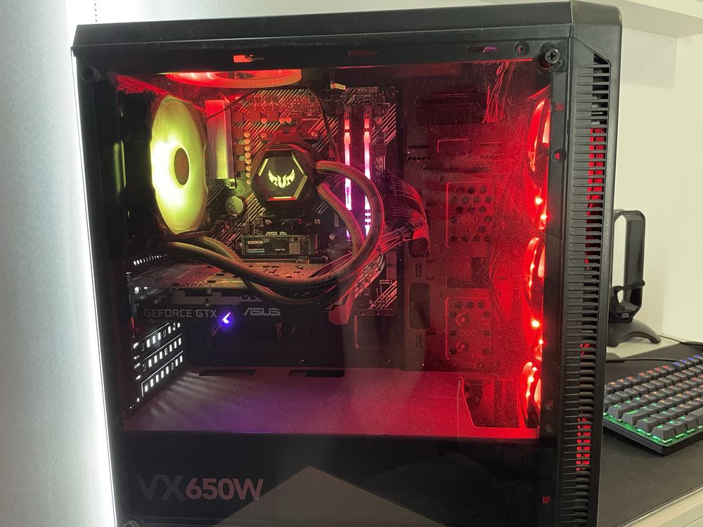 PC Gamer, com todos os acessorios incluidos, em excelente estado