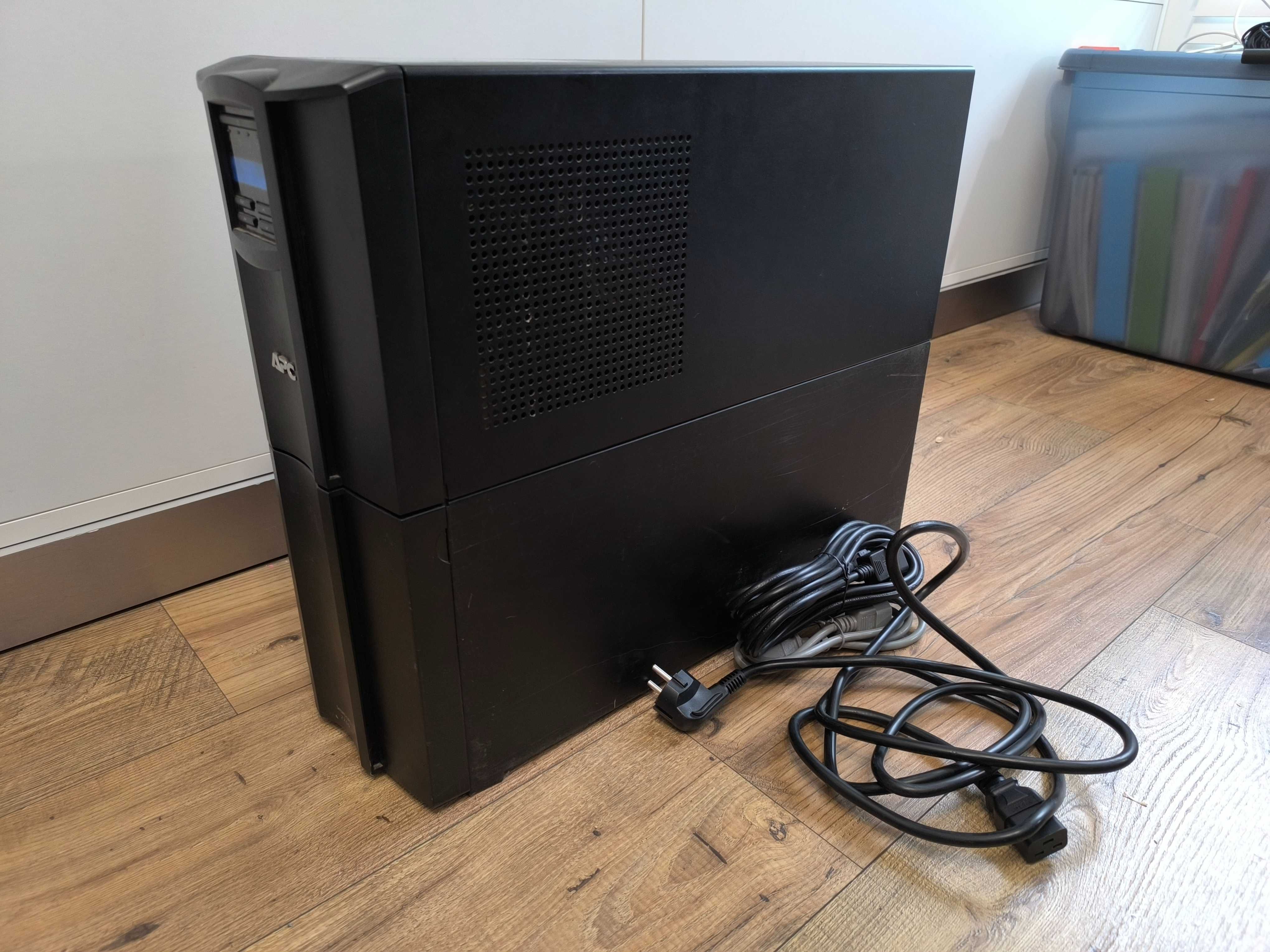 UPS APC smart 2200