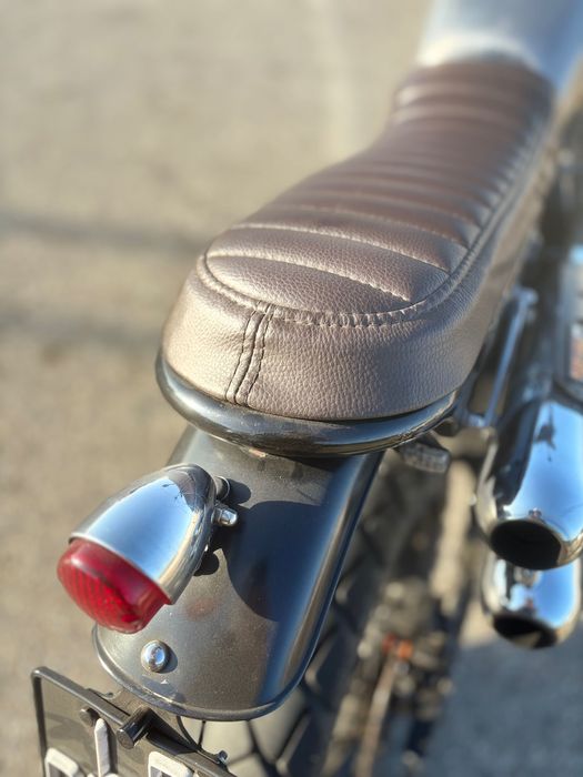 Dominator 650 Scrambler
