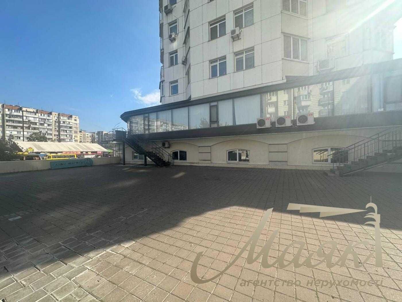 Продажа офиса 400м2 на Оболони с паркоместами, Героев Сталинграда