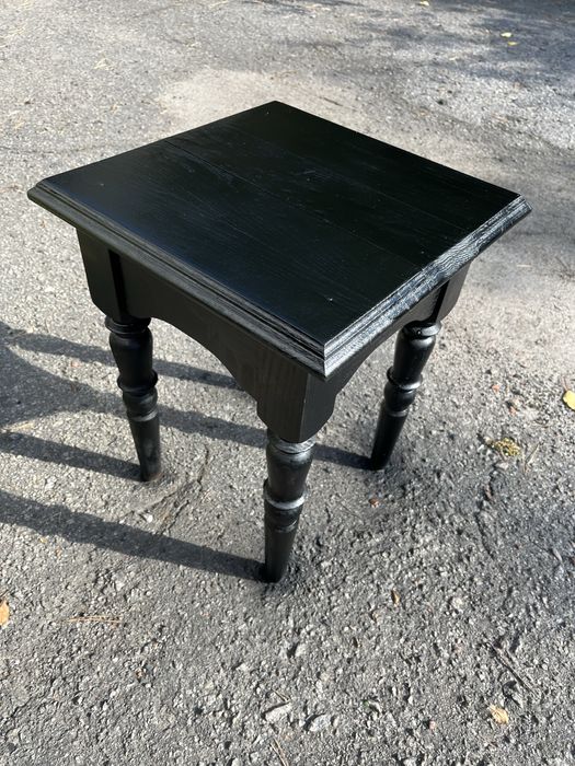 Табуретка з дерева бук