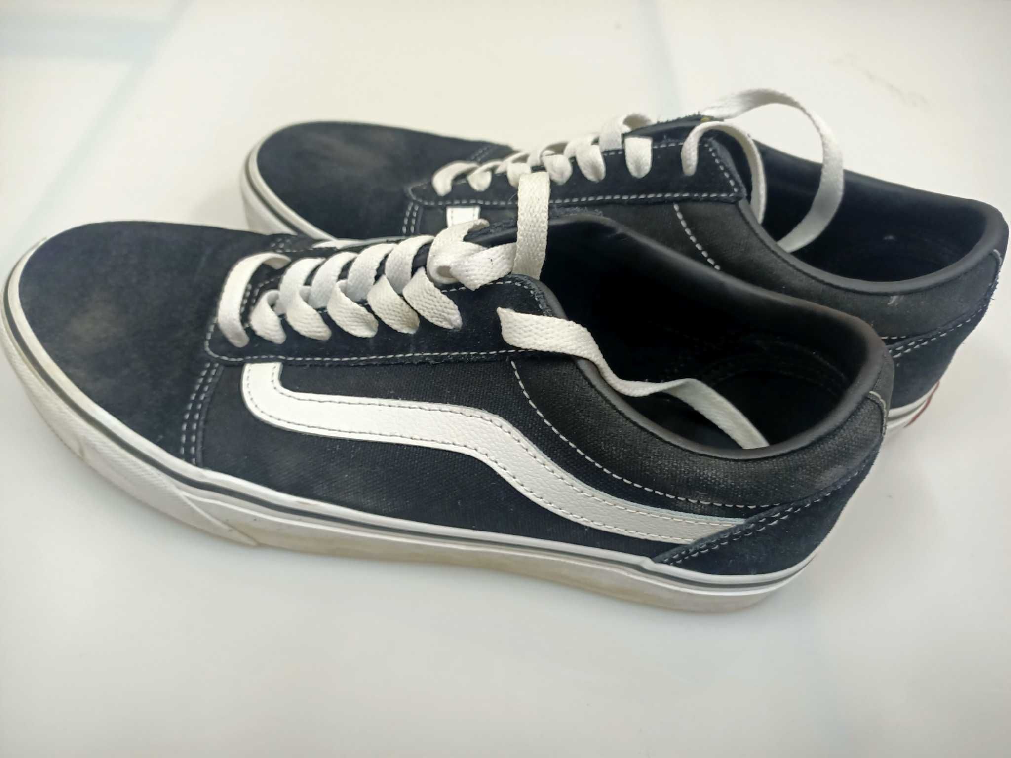 Vans Męskie  Buty Sportowe Ward Canvas Rozm.41