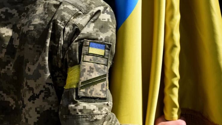 Військовий адвокат Коломия, відстрочки, супровід в ТЦК | ВЛК | CЗЧ