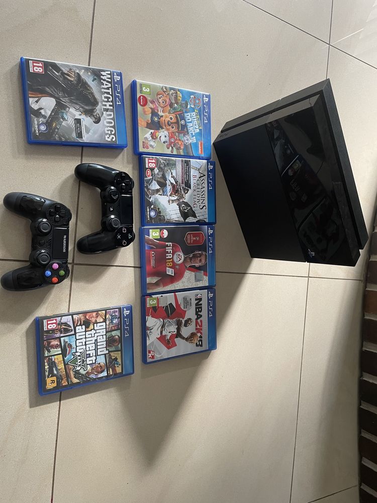 PS4 Konsola Playstation 4 , 2 pady, 6 gier