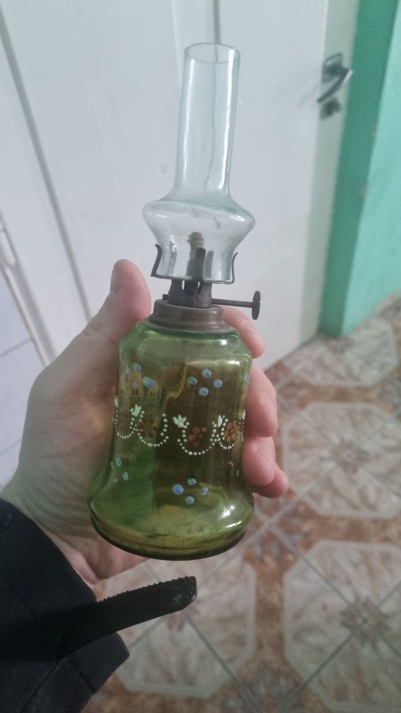 Stare lampy naftowe