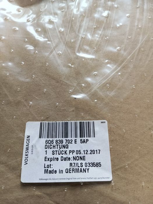 Uszczelka drzwi VW polo N9 okularnik