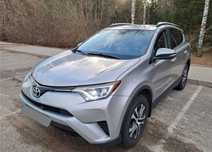Toyota RAV4 2016 2.5 бензин