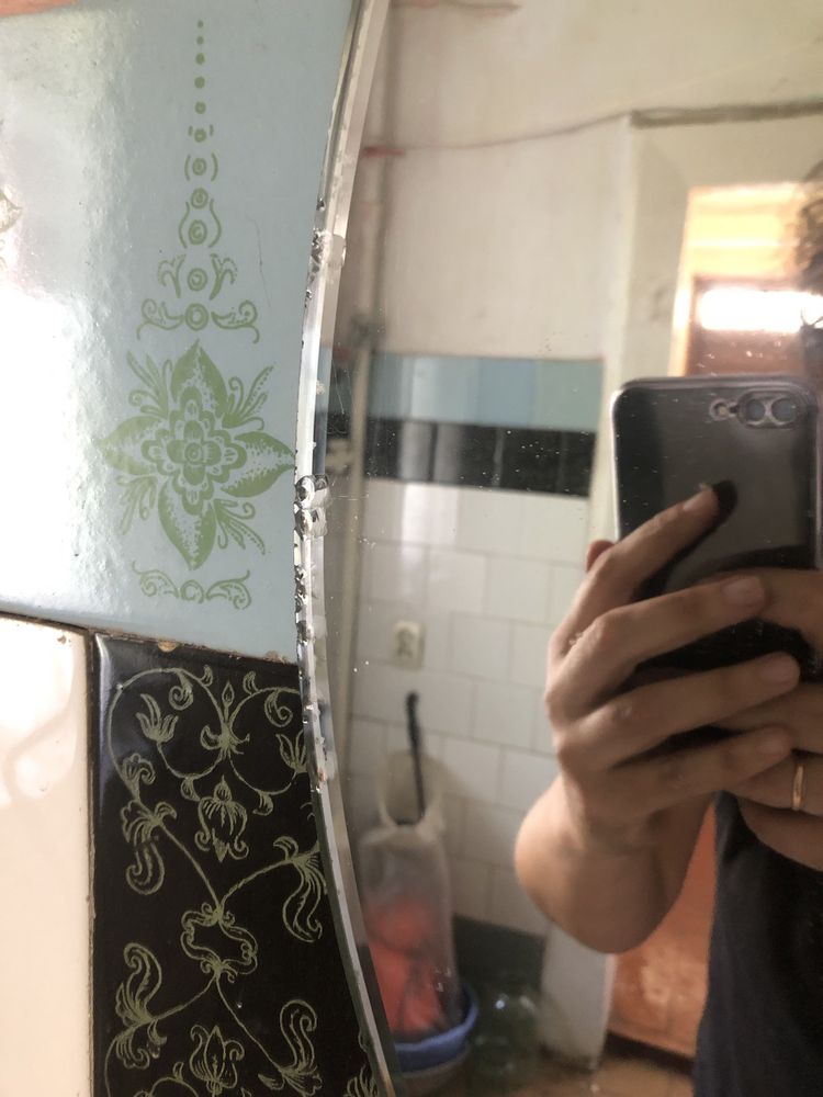 Овальне дзеркало в ванну  40*60 зеркало