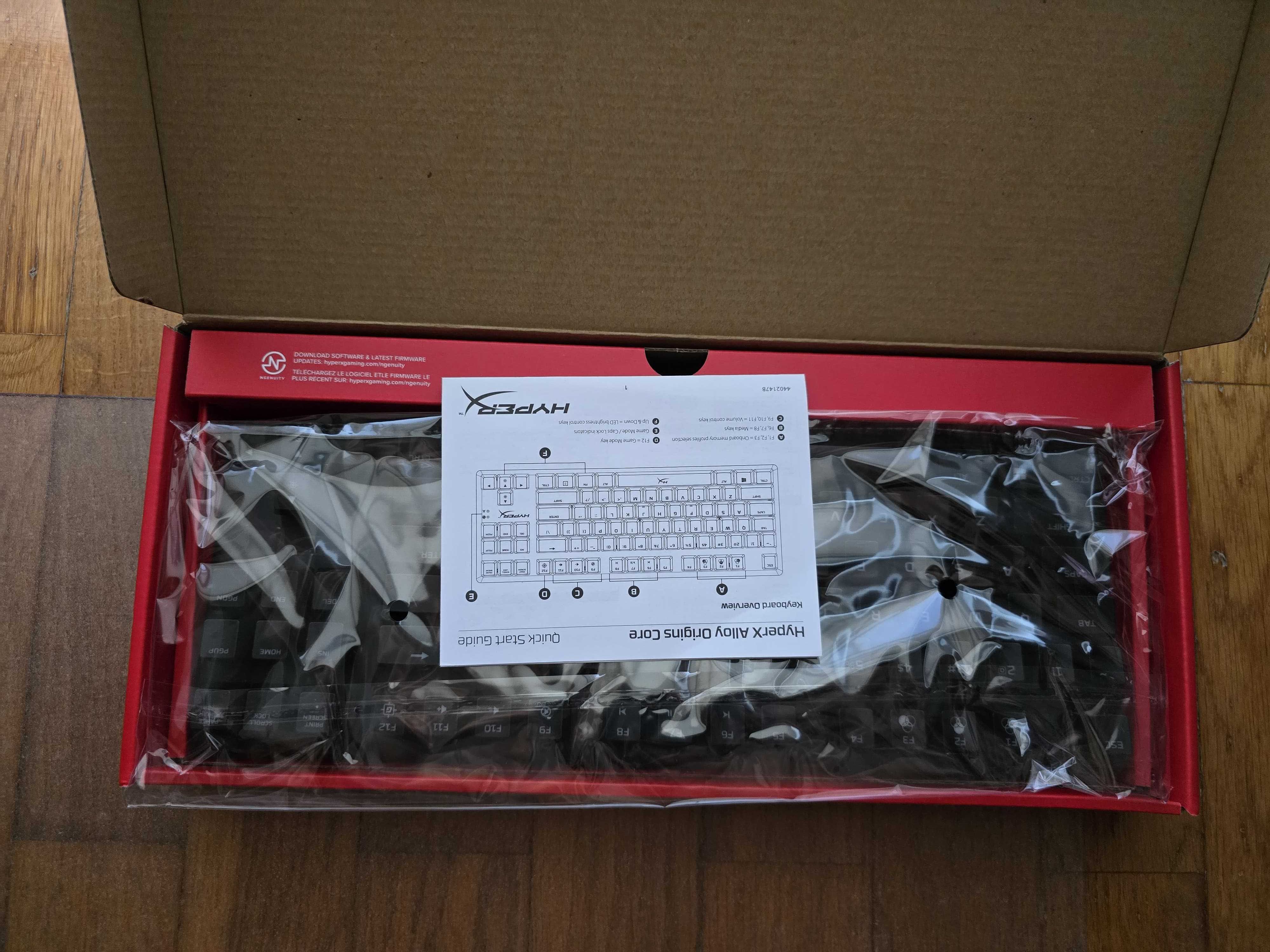 Teclado HyperX Alloy Origins Core (Switches HyperX Blue Clicky)