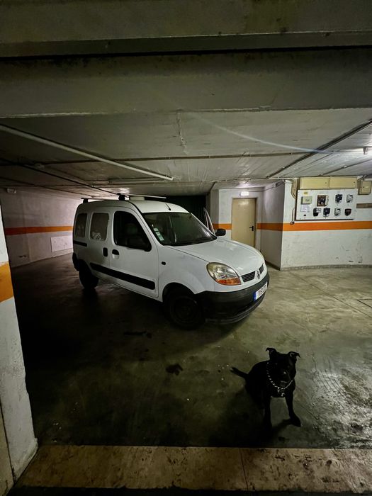 Alugo Carrinha Kangoo comercial