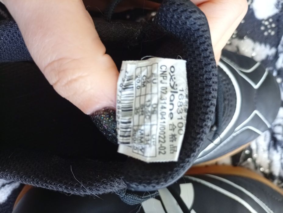Kipsta halówki adidasy 32