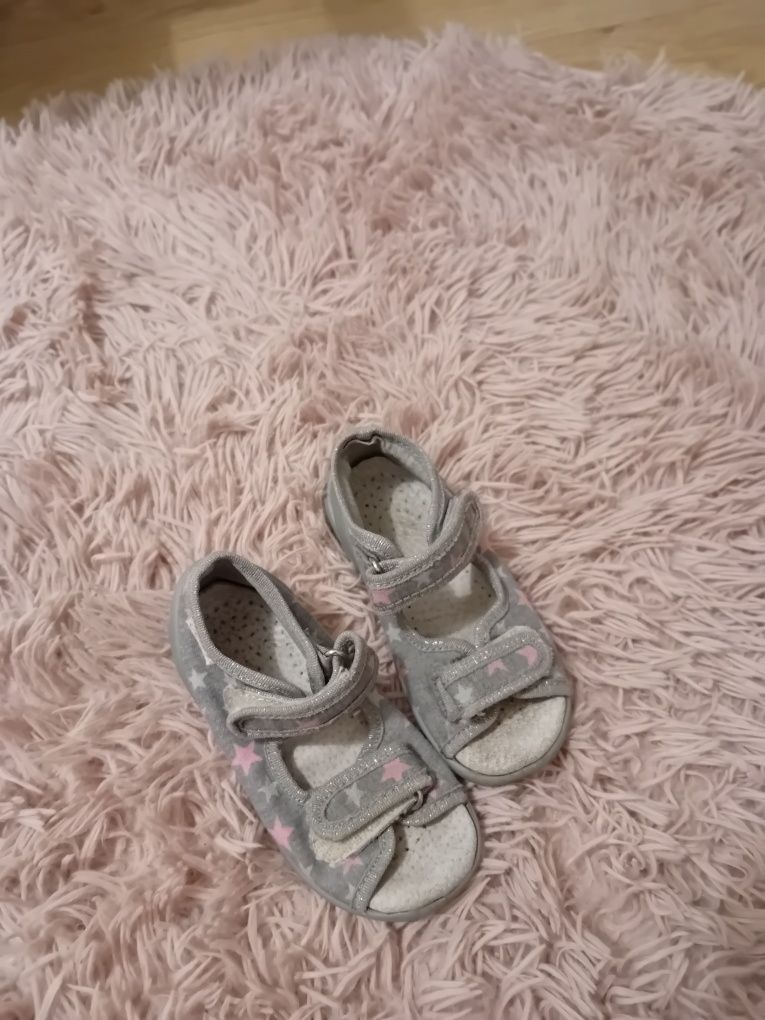 Sandałki, buciki, 23, dziewczynka