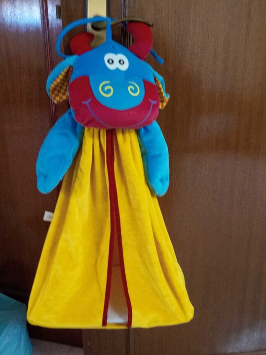 Porta fraldas para pendurar