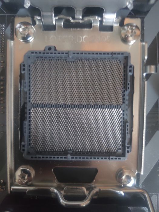 Ryzen 5 7500F, B650M, 32 GB ОЗУ, Игровой комплект