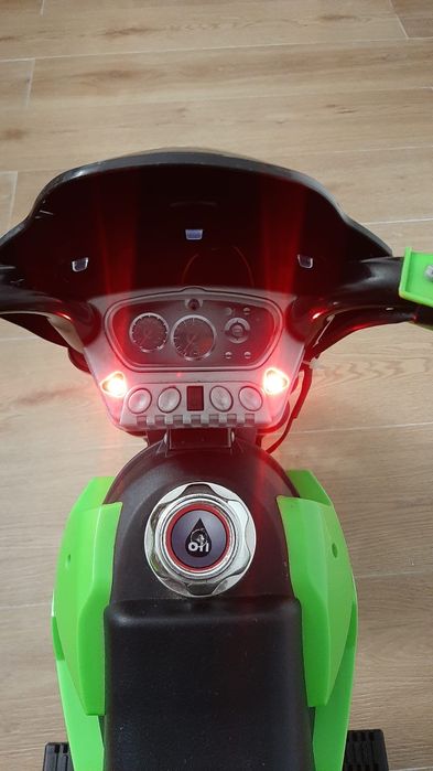 Mota elétrica criança