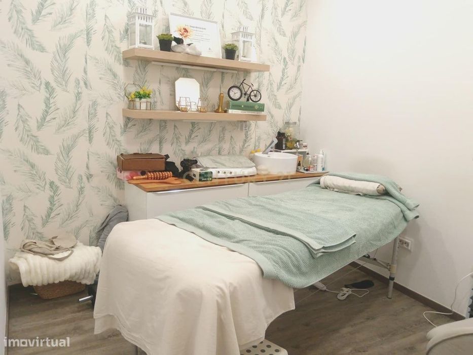 Pequeno Centro Estética | Totalmente equipado | Pronto a funcionar