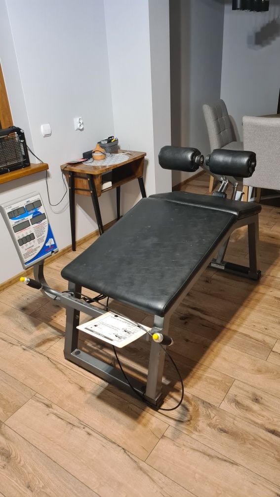 Keiser LEG CRUL AIR300  , przyrząd do ćwiczeń