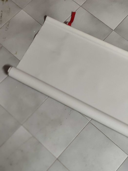 Tela branca para cozinha ou outras divisões