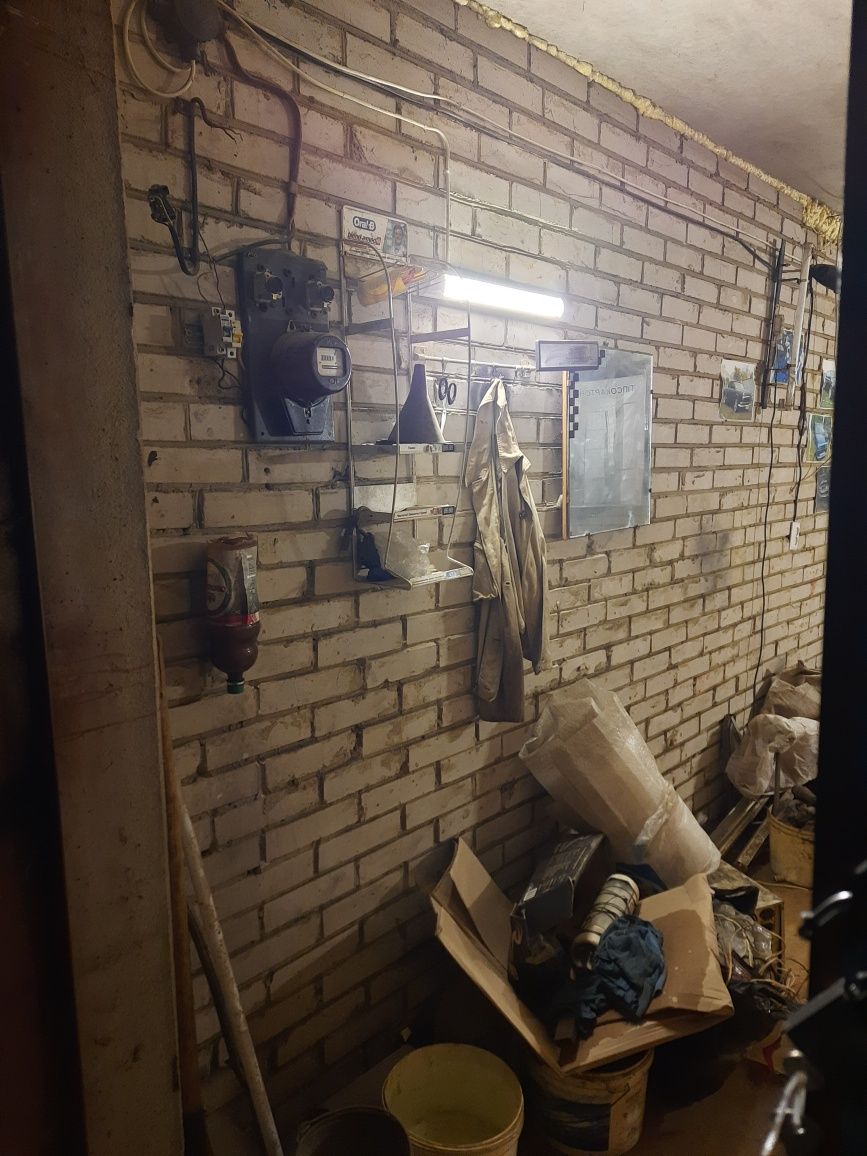 Гараж кооператив Автолюбітель 1 этаж
