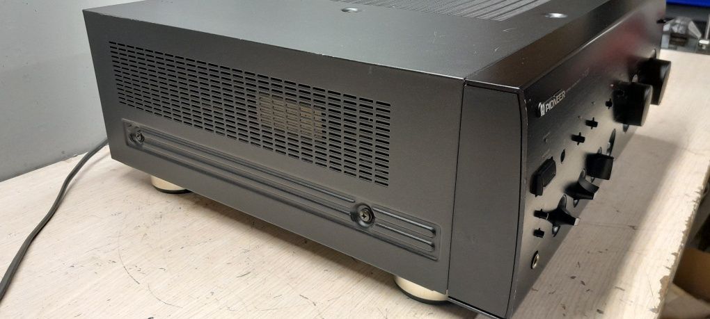 Wzmacniacz Pioneer A702R