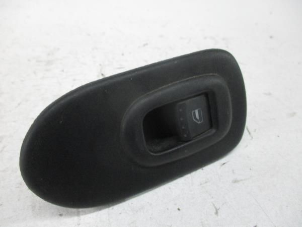 Comando / botão / interruptor vidros trás direito SEAT Leon (1M1)
