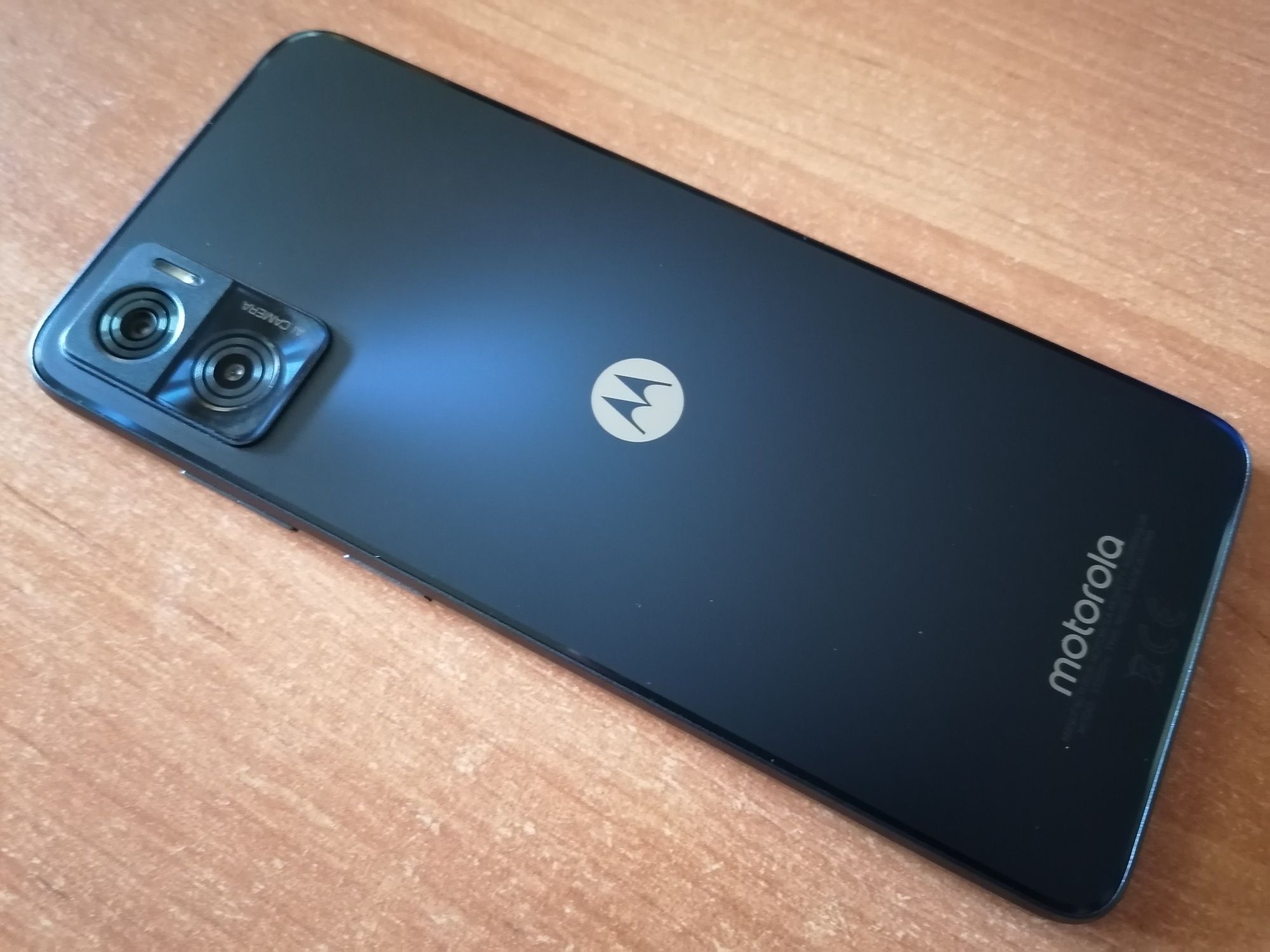 Motorola  moto e22 - Smartfon 6,5 Cala z Pam.64/4GB + 2x Etui GRATIS