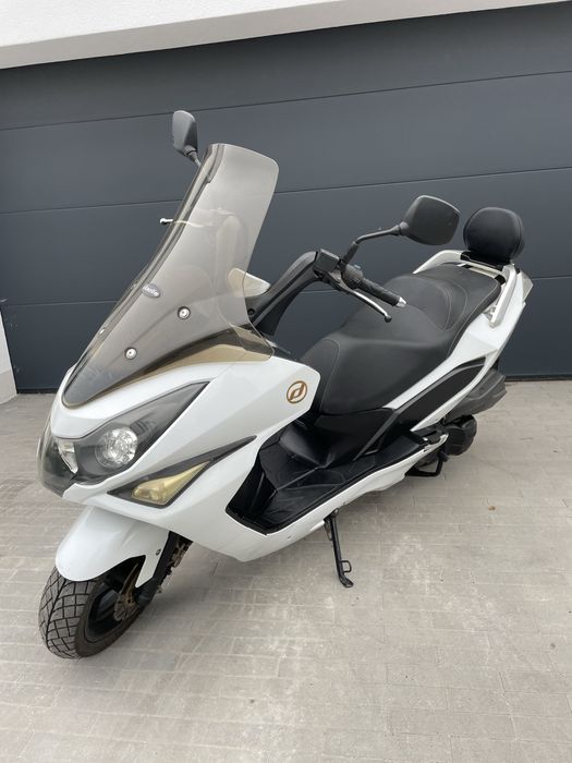 Skuter 125 Daelim S3 biały duży automat max