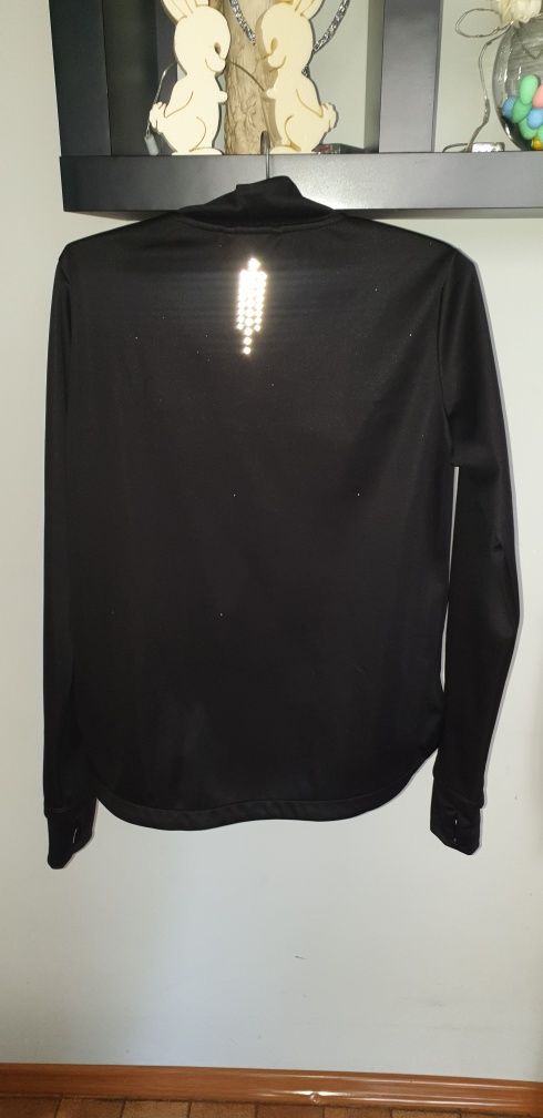 Kurtka sportowa, bluza.