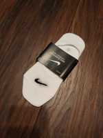 Nike stopki białe z gumką na pięcie 1 para