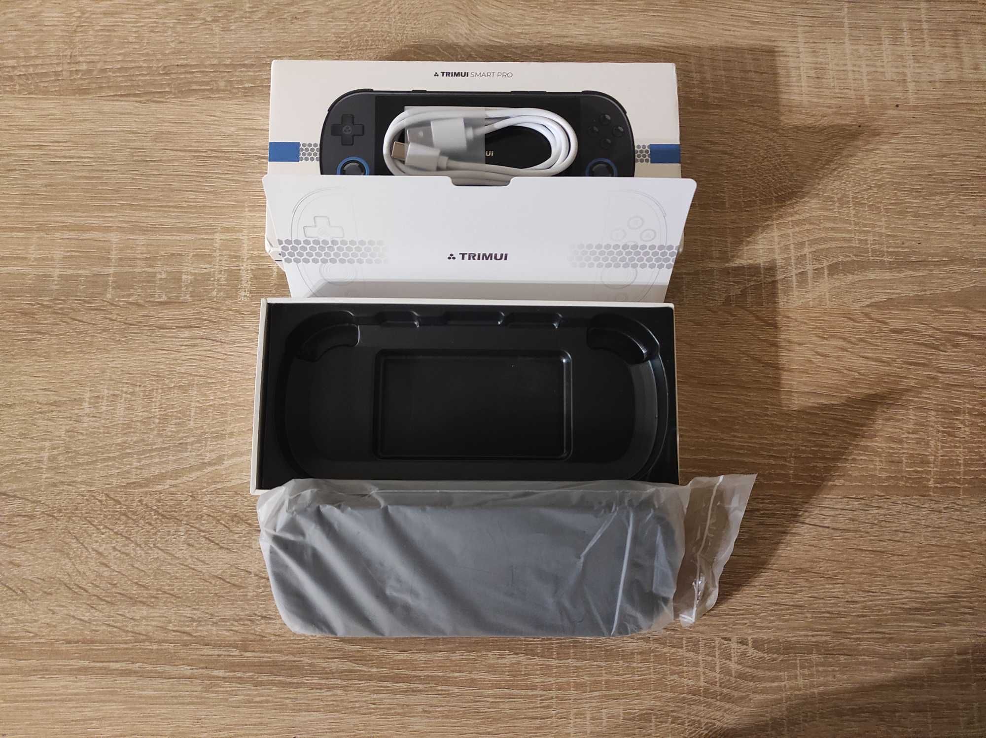 Портативная игровая консоль Trimui Smart Pro 128 Gb