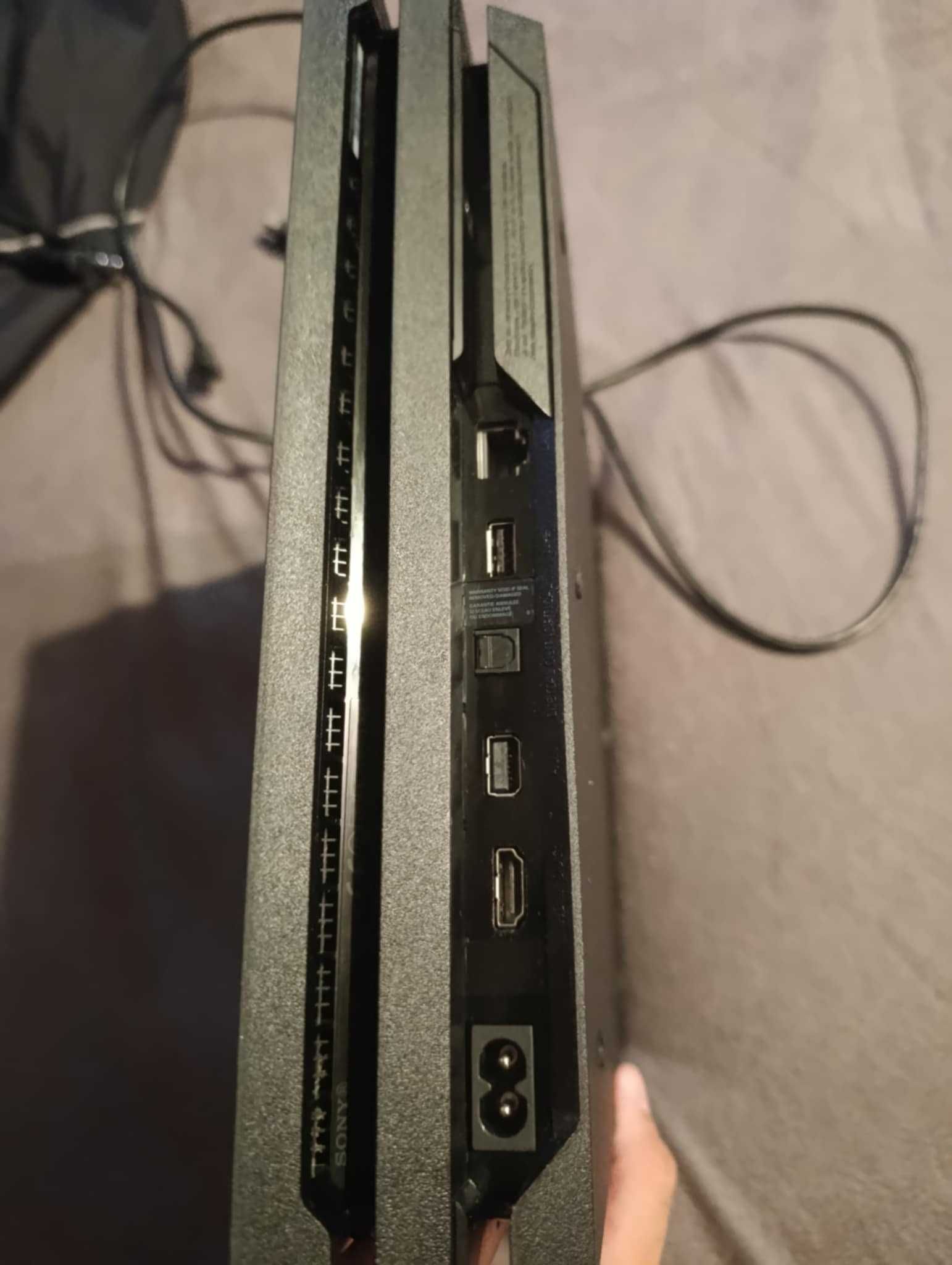 Konsola PlayStation 4 Pro
