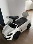 Autko jeździk odpychacZ Maserati bialy