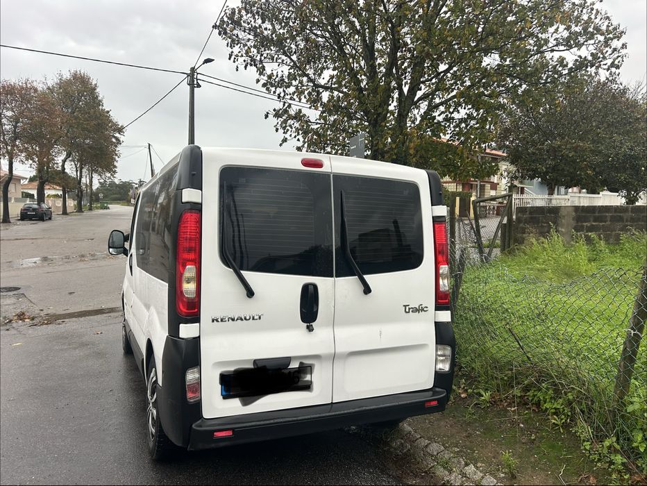Renault Trafic 2.0. Dci 9 lugares