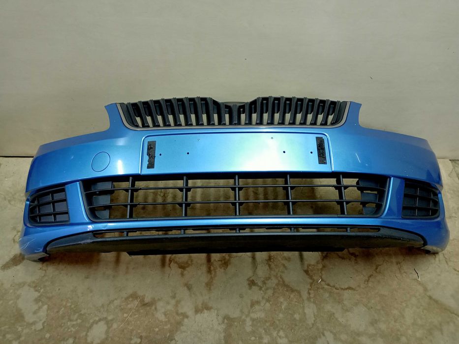 Skoda Fabia 2 FL lift zderzak przód przedni kolor niebieski oryginał