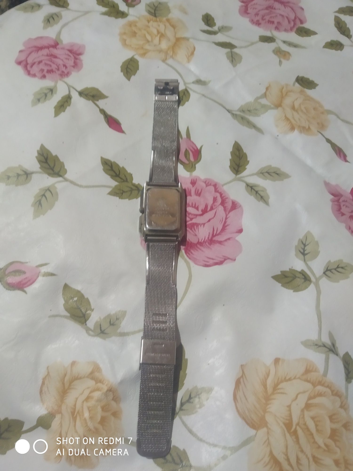 Продам женские часы CoIvin KIein