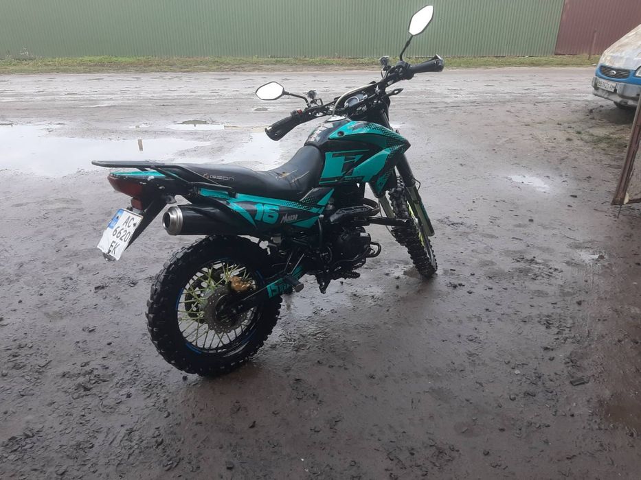 Продам мотоцикл Geon x-road 200 в граному стані