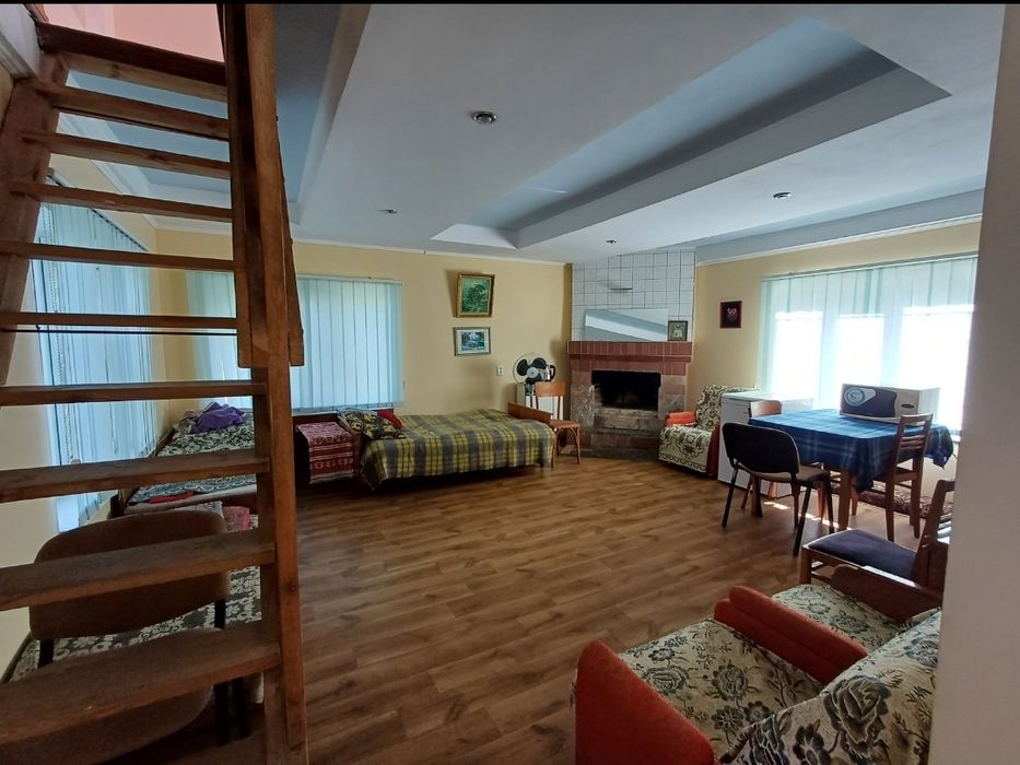 Продаж будинку на Дубово.