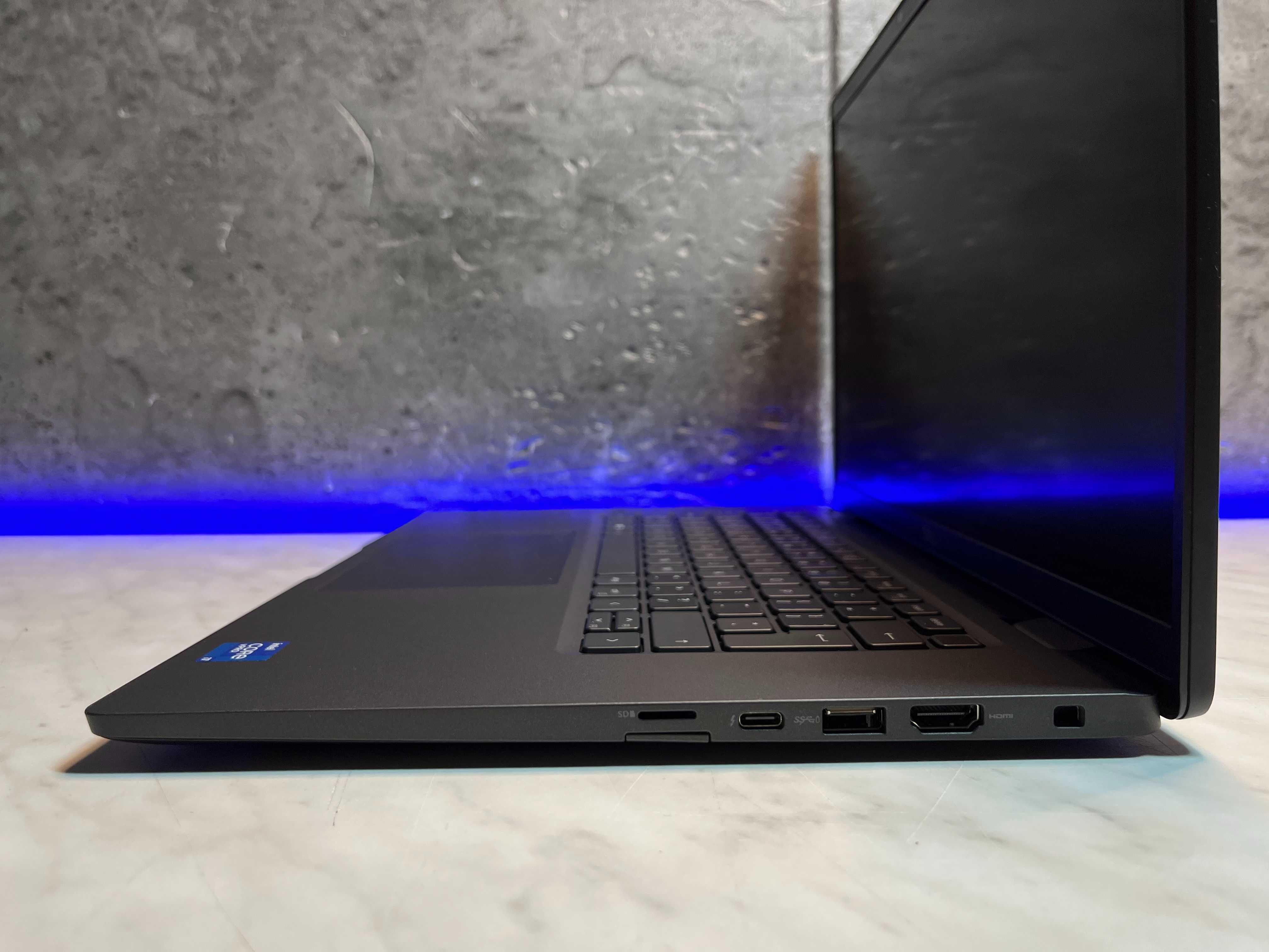 Dell Latitude 7520 | 15.6 FHD | i7-1185G7 | 16GB | 512GB SSD | W11 PRO