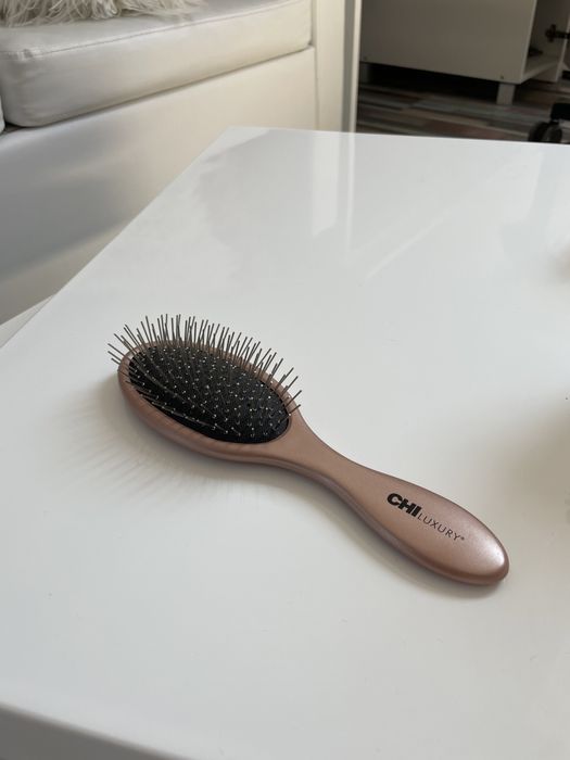 Szczotka do włosów Chi Luxury Metal Bristle Paddle Brush