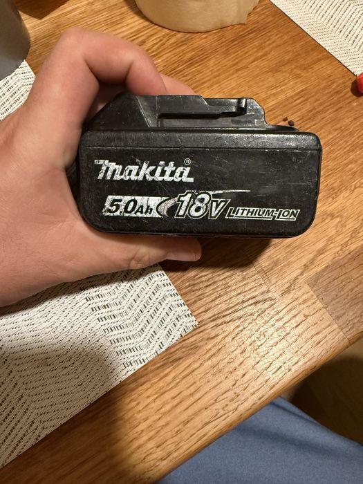 Акумулятор Makita 18v 5ah