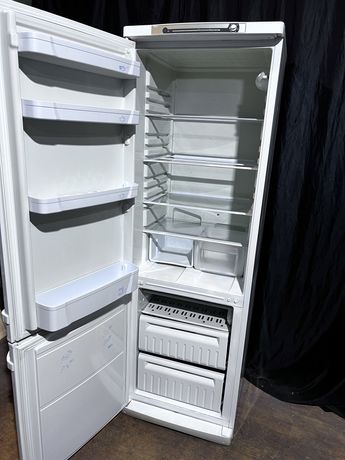Высокий нижняя морозилка холодильник INDESIT. Бесплатная доставка