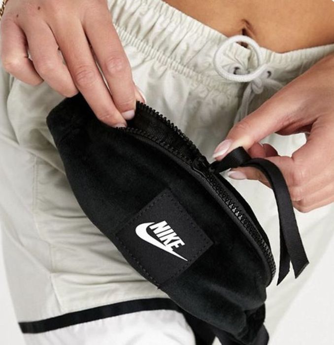 Сумка бананка Nike