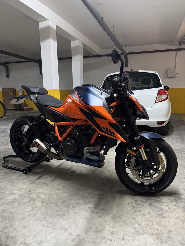 KTM Superduke 1290 R - COMO NOVA