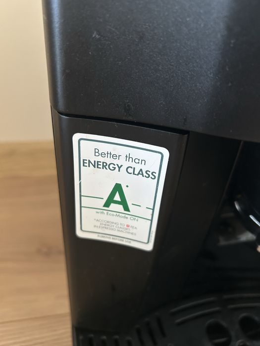 Ekspres ciśnieniowy Delonghi Magnifica