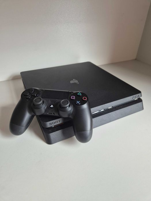 Konsola Sony PlayStation 4 slim 1 TB czarny